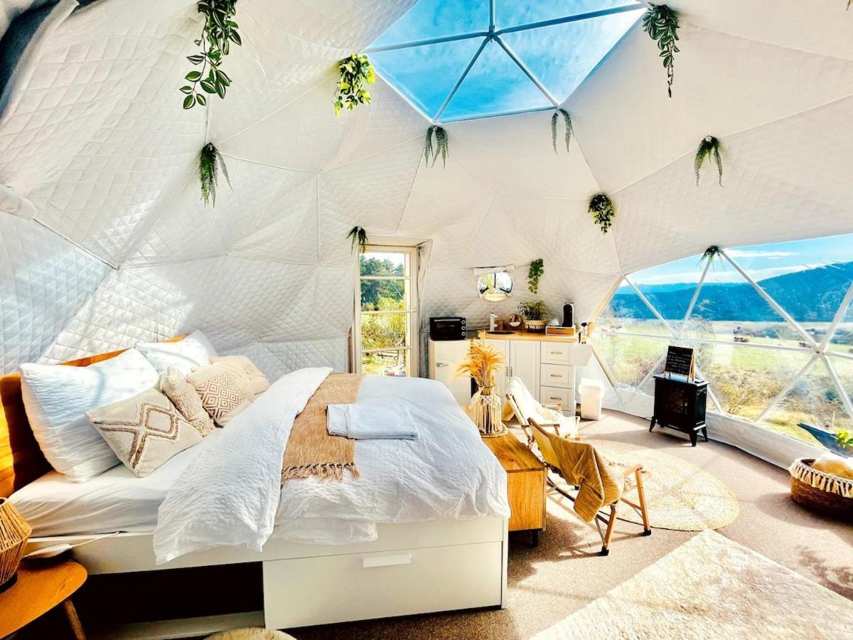 Glamping Hohe Wand - Zelt Mit Sternenfenster Und Whirlpool Hotel Maiersdorf Exterior foto